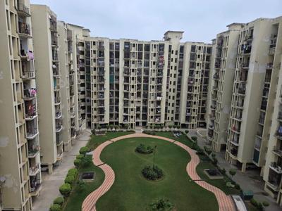 Image of 1430 Sq.ft 3 BHK Apartment / Flat for rent in Cosmos Greens, Milakpur Goojar, Bhiwadi for Rs. 15000