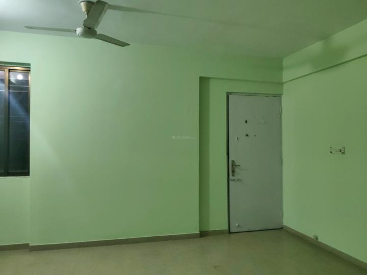 Dehdia Platinum Lawn Living Room 1