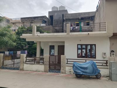 1 BHK Semi Furnished Independent House