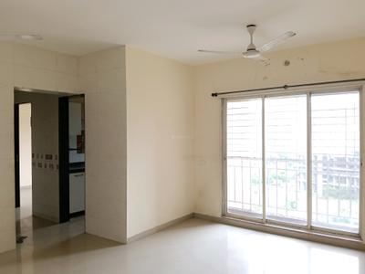 Living Room Image of 920 Sq.ft 2 BHK Apartment / Flat for rent in Kavya Residency, Kasarvadavali Thane for Rs. 25000