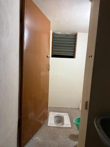 Bathroom Image of 1800 Sq.ft 2 BHK Builder Floor for rent in Peelamedu Coimbatore for Rs. 23000