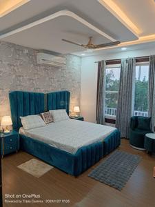 Bedroom Image of 2850 Sq.ft 3.5 BHK Apartment / Flat for sale in ACE Ace Starlit, Sector 152 Noida for Rs. 40000000