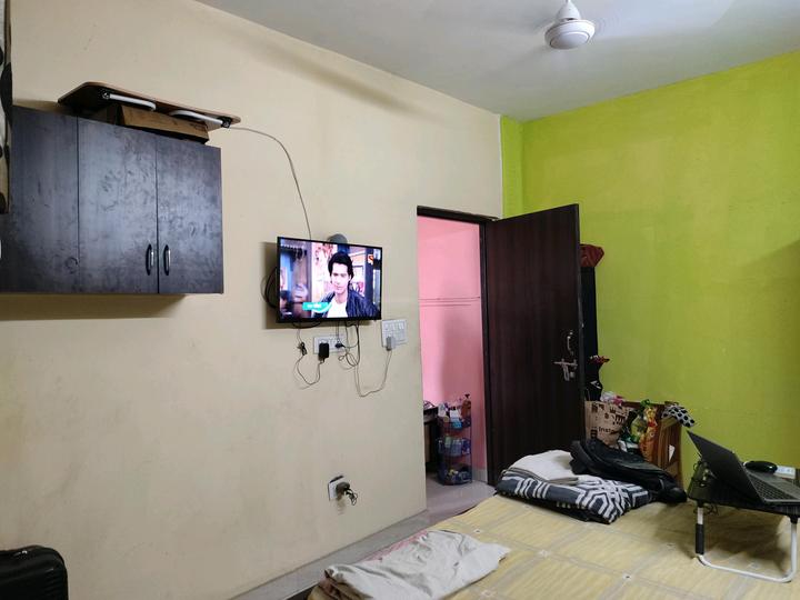 DLF Phase 3 Bedroom 1