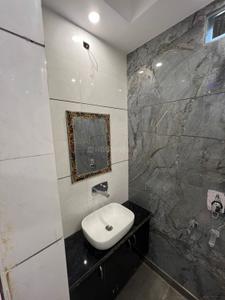 Bathroom Image of 2250 Sq.ft 4 BHK Builder Floor for sale in Paschim Vihar New Delhi for Rs. 47500000
