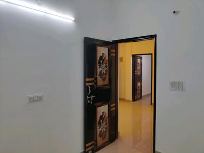 Bedroom Image of 750 Sq.ft 2 BHK Builder Floor for sale in DLF Ankur Vihar Ghaziabad for Rs. 2260084