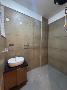 Bathroom Image of 700 Sq.ft 1 BHK Apartment / Flat for rent in Indira Nagar Bengaluru for Rs. 41000