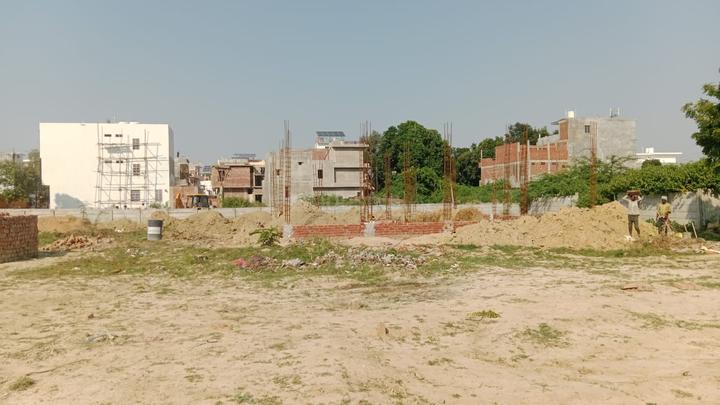 Saraswati Main Image 1