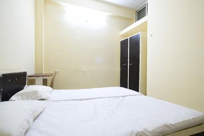 Bedroom Image of Paradise Girls Hostels in Khajrana, Indore