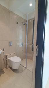 Bathroom Image of 1600 Sq.ft 3 BHK Apartment / Flat for sale in Lashkaria Indrasukh, Andheri West Mumbai for Rs. 51000000