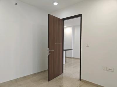 Bedroom Image of 600 Sq.ft 1 BHK Apartment / Flat for sale in Lodha New Cuffe Parade, Sion Mumbai for Rs. 17500000
