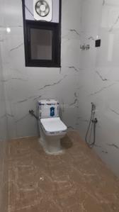 Bathroom Image of 750 Sq.ft 1 BHK Apartment / Flat for rent in Chhattarpur New Delhi for Rs. 21000