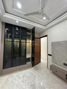 Bedroom Image of 1350 Sq.ft 3 BHK Builder Floor for rent in Bali Nagar New Delhi for Rs. 45000