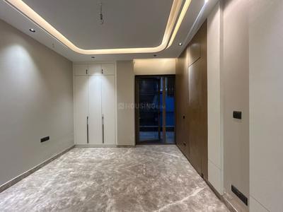 Bedroom Image of 3000 Sq.ft 3 BHK Builder Floor for sale in Punjabi Bagh New Delhi for Rs. 65000000