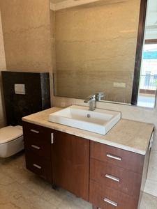 Bathroom Image of 7800 Sq.ft 6 BHK Independent House for sale in Maharani Bagh New Delhi for Rs. 580000000