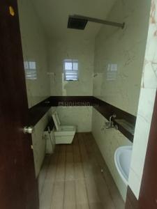 Bathroom Image of 1100 Sq.ft 3 BHK Apartment / Flat for rent in Pioneer Residency Park, Sonegaon Nagpur for Rs. 20000