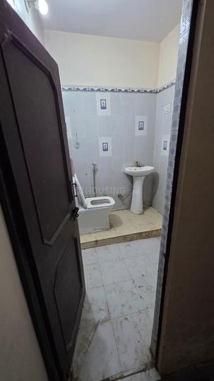 Shakti Nagar, Tonk Phatak Bathroom 1
