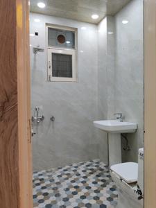 Common Bathroom Image of 1265 Sq.ft 3 BHK Builder Floor for sale in Indirapuram Ghaziabad for Rs. 10800000