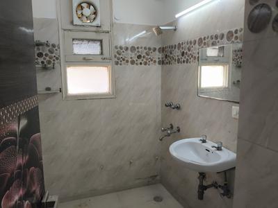 Image of 1650 Sq.ft 3 BHK Apartment / Flat for sale in Sector 6 Dwarka, New Delhi for Rs. 25500000