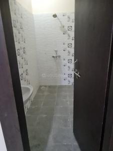 Bathroom Image of 1200 Sq.ft 2 BHK Builder Floor for rent in Sakar Tapobhoomi, Raksha Jabalpur for Rs. 12000
