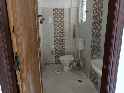 Bathroom Image of 1057 Sq.ft 2 BHK Apartment / Flat for sale in Baranagar Kolkata for Rs. 4800000