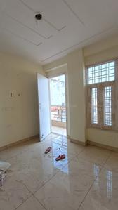 Hall Image of 1350 Sq.ft 3 BHK Apartment / Flat for sale in Model Economic Industrial Colony, Sector 18 Gurgaon for Rs. 13300000