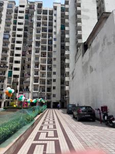 Image of 920 Sq.ft 2 BHK Apartment / Flat for sale in Sethi Max Royal, Sector 76, Noida for Rs. 10200000