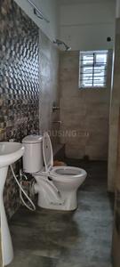 Bathroom Image of 1350 Sq.ft 3 BHK Apartment / Flat for sale in Jodhpur Park Kolkata for Rs. 11500000