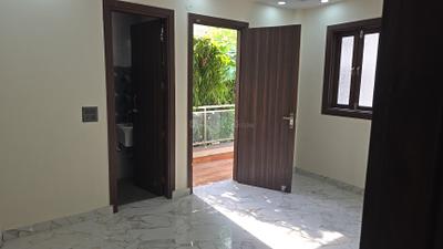 Bedroom Image of 1004 Sq.ft 3 BHK Builder Floor for sale in Laxmi Nagar New Delhi for Rs. 8500000