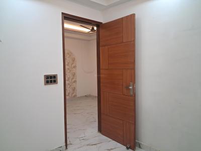 Bedroom Image of 1050 Sq.ft 2 BHK Apartment / Flat for sale in Sector 73 Noida for Rs. 3800000