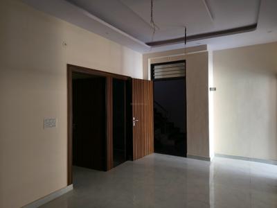 Living Room Image of 1100 Sq.ft 3 BHK Builder Floor for sale in Shastri Nagar Ghaziabad for Rs. 5565000