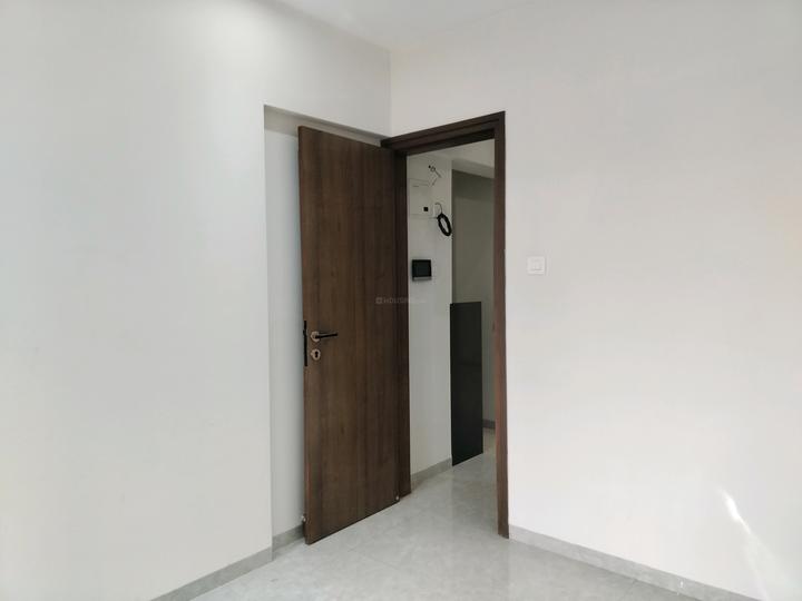 Vishrut Dresden Main Image 1