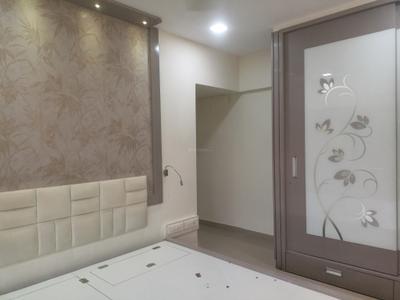 Bedroom Image of 1030 Sq.ft 2.5 BHK Apartment / Flat for rent in Matunga East Mumbai for Rs. 150000