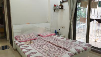 Bedroom Image of 1021 Sq.ft 3 BHK Apartment / Flat for sale in Vile Parle West Mumbai for Rs. 35000000