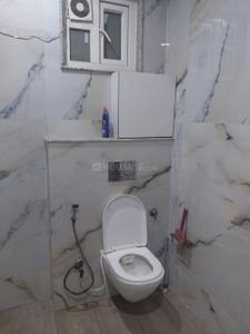 Bathroom Image of 1250 Sq.ft 2 BHK Builder Floor for rent in Sector 47 Noida for Rs. 45000