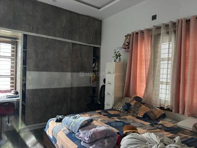 Bedroom Image of 1200 Sq.ft 2 BHK Independent House for rent in Mallathahalli Bengaluru for Rs. 29000