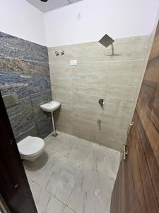 Bathroom Image of 1000 Sq.ft 2 BHK Builder Floor for rent in Gandhi Path West Jaipur for Rs. 18000