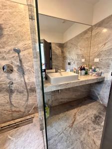 Bathroom Image of 1200 Sq.ft 3 BHK Apartment / Flat for sale in Bandra West Mumbai for Rs. 100000000