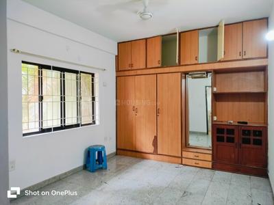 Bedroom Image of 1600 Sq.ft 2 BHK Apartment / Flat for rent in Golden Nest, Adugodi Bengaluru for Rs. 44000