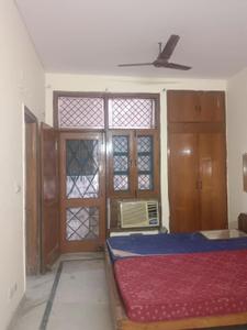 Bedroom Image of 1800 Sq.ft 3 BHK Builder Floor for rent in Sector 41 Noida for Rs. 35000