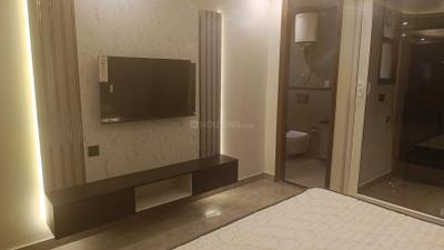 Bedroom Image of 1800 Sq.ft 2 BHK Builder Floor for rent in DLF Phase 4 Gurgaon for Rs. 65000