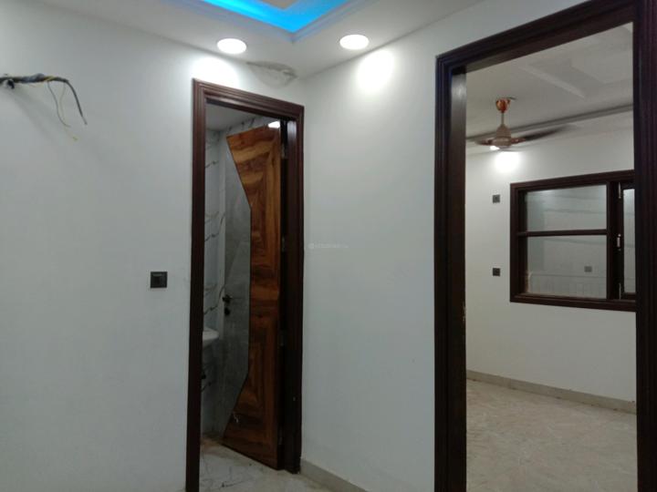 Govindpuri Main Image 1