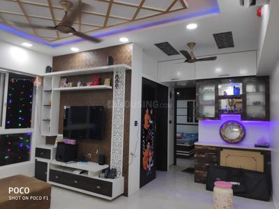 Living Room Image of 560 Sq.ft 2 BHK Apartment / Flat for sale in Lodha Amara Tower 1 To 5 And 7 To 19, Thane West Thane for Rs. 9500000