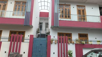 Building Image of 1200 Sq.ft 2.5 BHK Independent House for rent in Ganeshpur Rahmanpur Lucknow for Rs. 12000