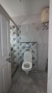 Bathroom Image of 1350 Sq.ft 3 BHK Apartment / Flat for sale in Habsiguda Hyderabad for Rs. 12500000
