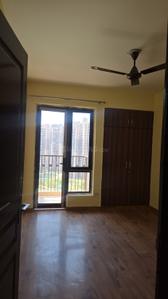 Bedroom Image of 900 Sq.ft 2 BHK Apartment / Flat for rent in Logix Blossom County, Sector 137 Noida for Rs. 27000