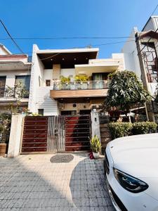 Image of 4522 Sq.ft 5 BHK Duplex for sale in Sector 9, Panchkula for Rs. 75000000