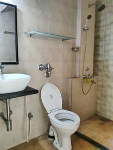 Common Bathroom Image of 1010 Sq.ft 2 BHK Apartment / Flat for rent in Raunak Unnathi Woods Phase 4 and 5, Thane West Thane for Rs. 26000