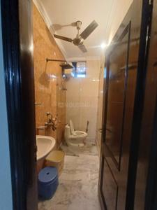 Image of 2000 Sq.ft 5 BHK Builder Floor for sale in Mukherjee Nagar, New Delhi for Rs. 33000000