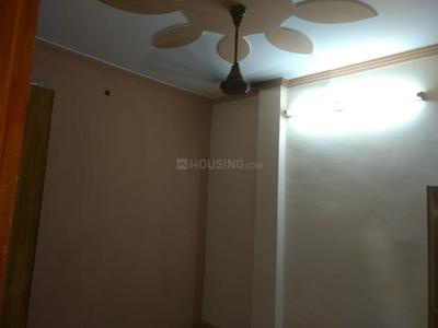 Bedroom Image of 550 Sq.ft 2 BHK Builder Floor for sale in Laxmi Nagar New Delhi for Rs. 3500000