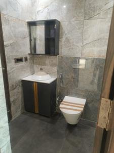 Bathroom Image of 1525 Sq.ft 3 BHK Apartment / Flat for sale in Panchsheel Greens 2, Noida Extension Greater Noida for Rs. 16275000